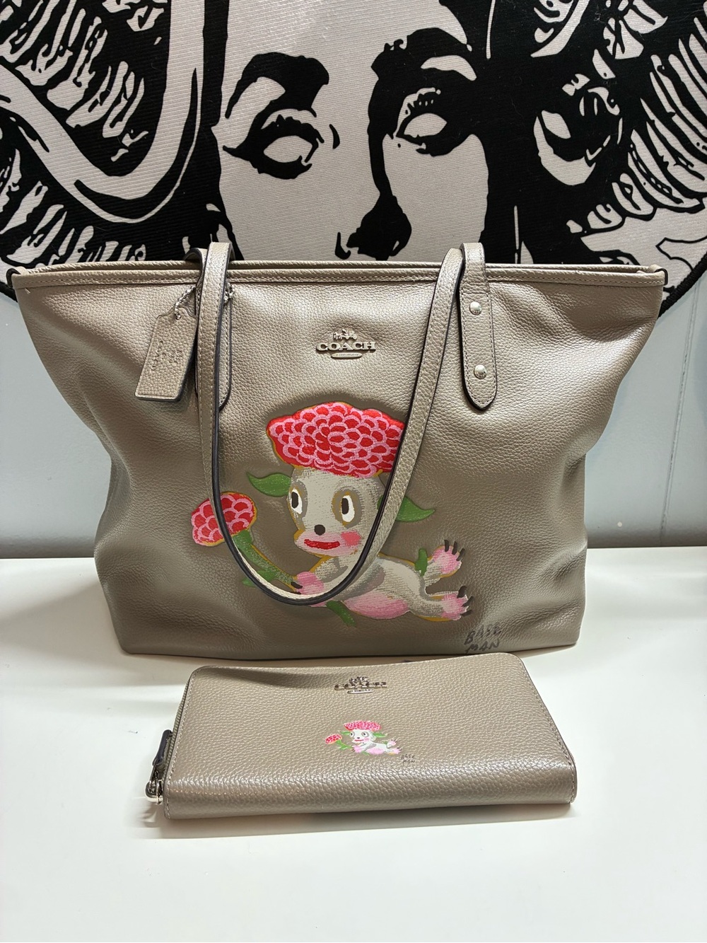 COACH X GARY BASEMAN LTD EDITION LOU CITY BAG/MATCHING WALLET